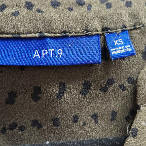 APT. 9 Women's Green Short Sleeve Blouse Top Size Extra Small (XS) - Picture 8 of 8